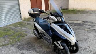 Piaggio MP3 300 Touring/LT (2011 - 13) usata