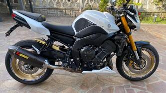 Yamaha FZ8 (2010 - 12) usata