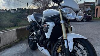 Triumph Street Triple (2007 - 12) usata