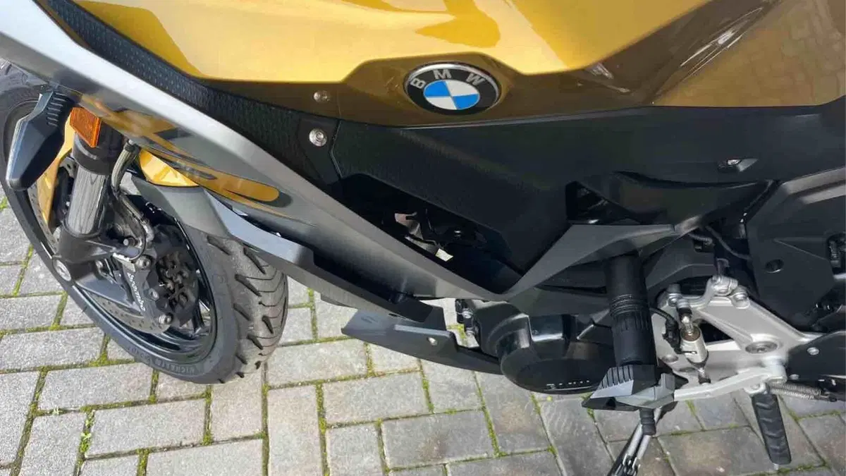 Bmw F 900 XR (2020 - 24)  (2)