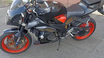Aprilia Tuono 1000 R (2004 - 05) usata