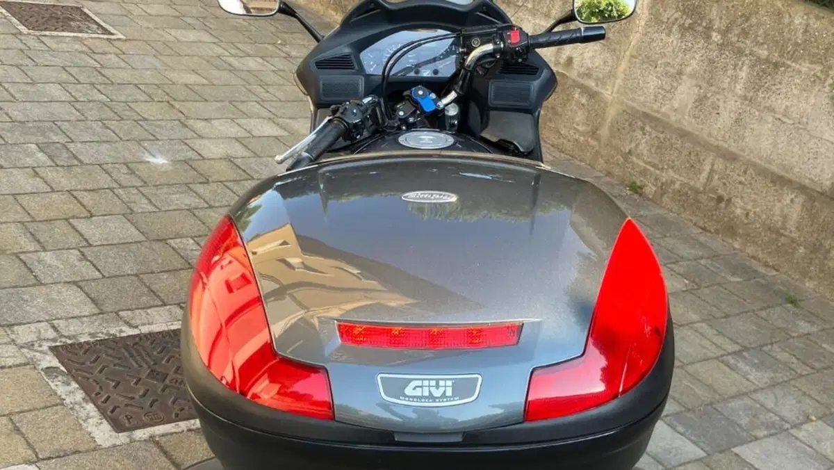 Honda Deauville 700 ABS  (5)