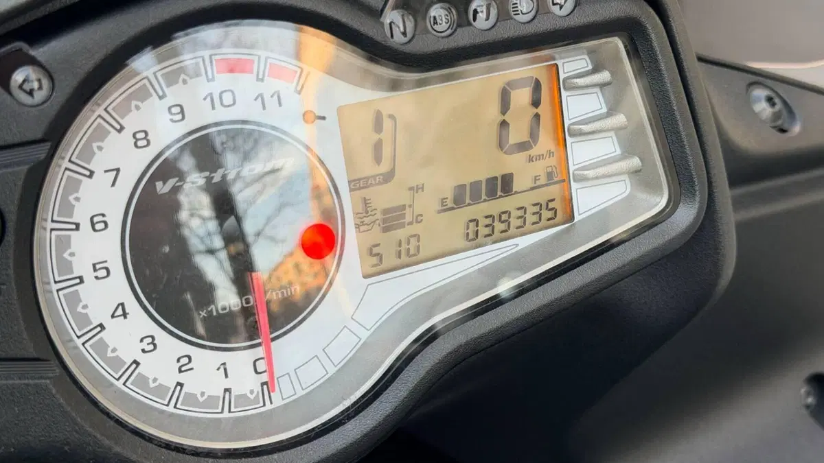 Suzuki V-Strom 650XT ABS (2015 - 17)  (4)