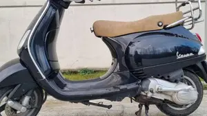 Piaggio X8 150 Street  (4)