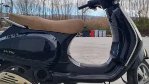 Piaggio X8 150 Street  (7)