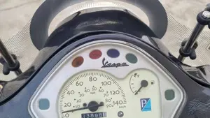 Piaggio X8 150 Street  (9)