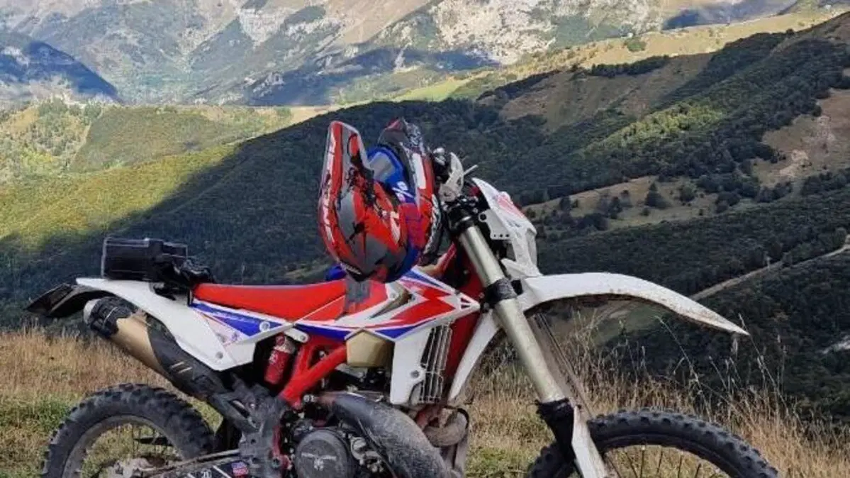 Betamotor RR 300 2T Enduro (2019)  (2)