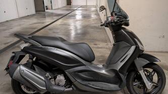 Piaggio Beverly 350 SportTouring ie ABS (2011 - 17) usata