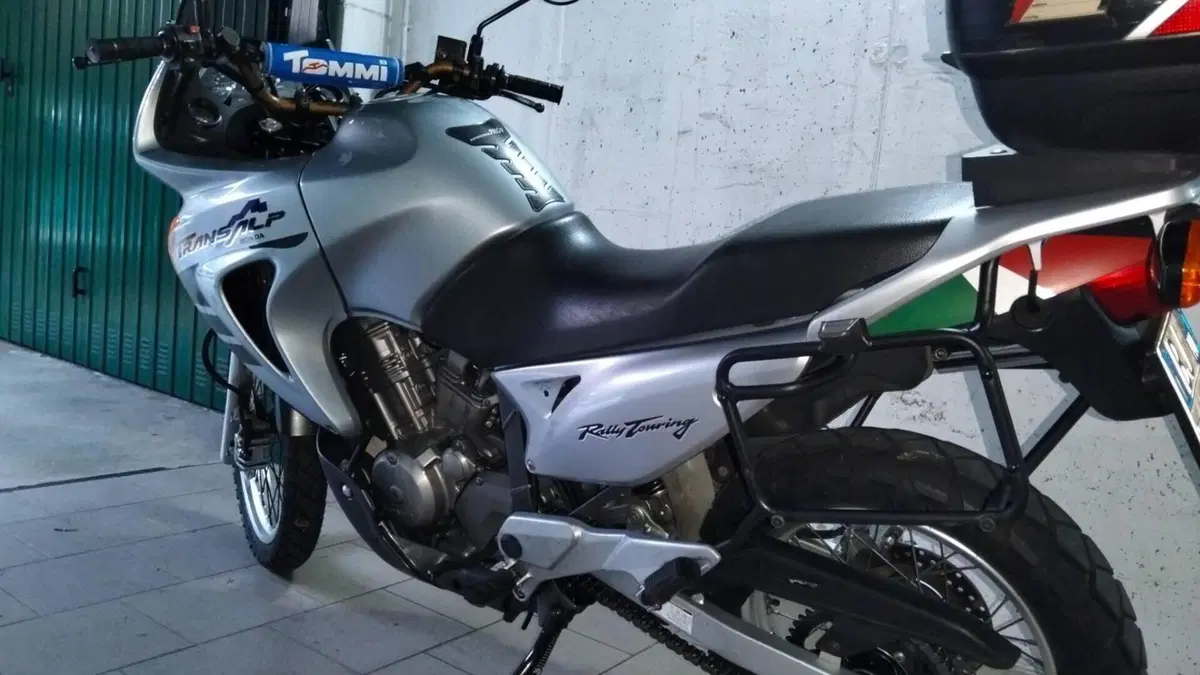 Honda Transalp XL 650V (2000 - 04)  (5)