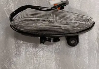 FRECCIA ANTERIORE SINISTRA PER HONDA CBR 1000 RR-R - Annuncio 9961975