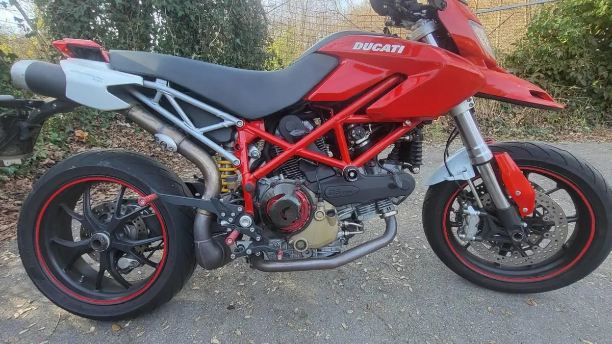 Ducati Hypermotard 1100 (2007 - 09)  (5)
