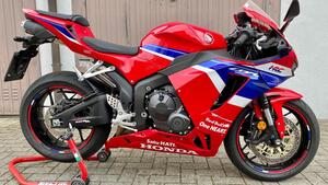 Honda CBR 600 RR (2024 - 26) 