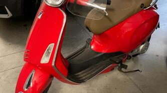 Vespa Primavera 50 4T (2018 - 20) usata