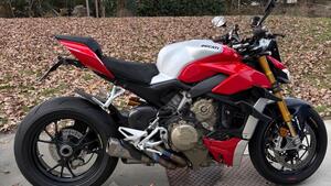 Ducati Streetfighter V4 1100 S (2020) 