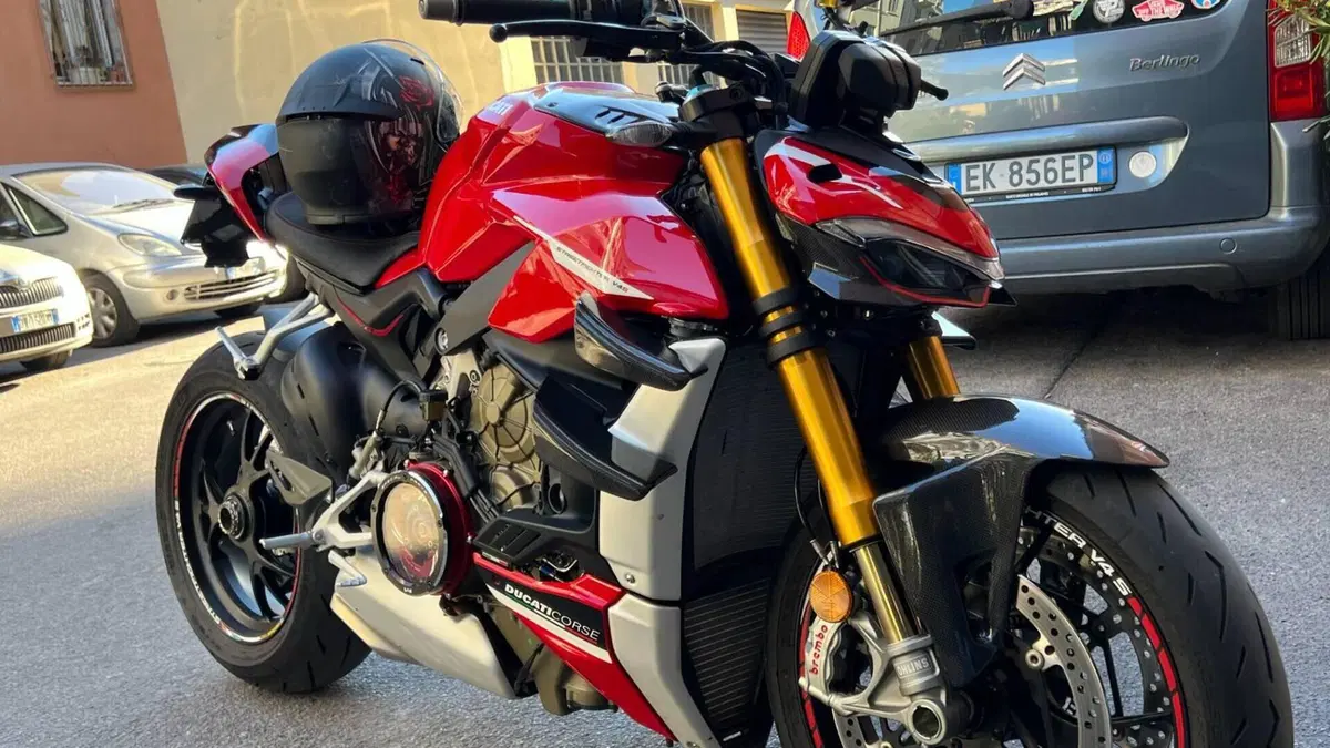 Ducati Streetfighter V4 1100 S (2020)  (2)
