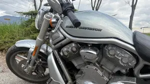 Harley-Davidson 1250 V-Rod Muscle (2009 - 17) - VRSCF  (2)