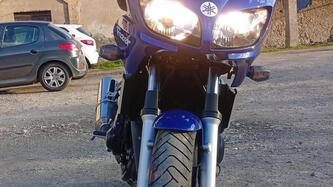 Yamaha FZ6 Fazer (2004 - 07) usata