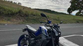 Yamaha MT-09 (2021 - 23) usata