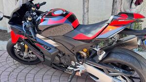 Aprilia RSV4 1100 Factory (2025 - 26) 