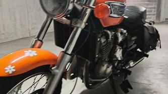 Triumph Thunderbird 900 (1995 - 01) usata