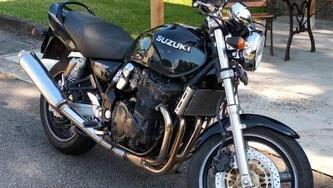 Suzuki GSX 750 (1998 - 03) usata