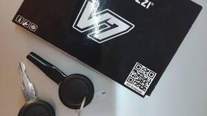 Moto Guzzi V7 Stone Corsa (2023 - 25) 