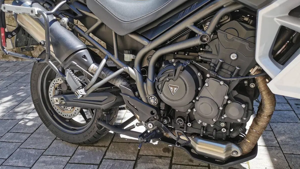 Triumph Tiger 800 XRx (2018 - 20)  (3)