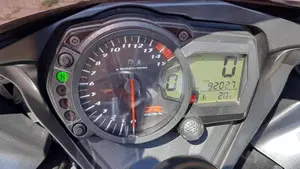 Suzuki GSX-R1000 (2005 - 06)  (3)