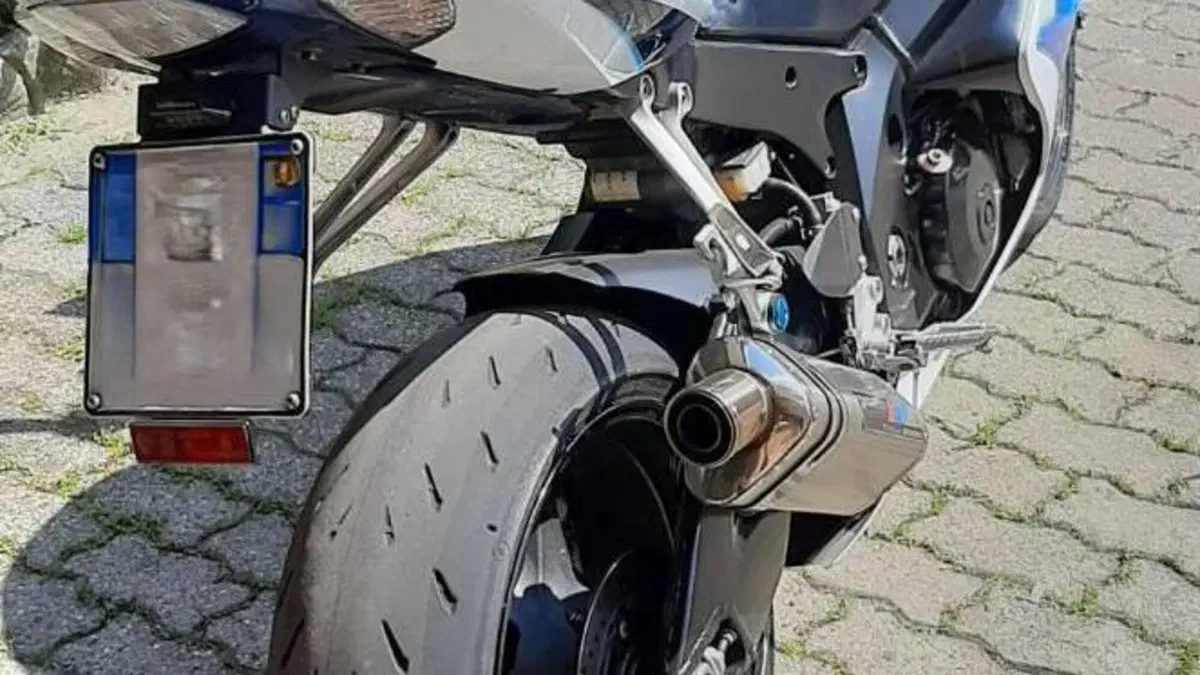Suzuki GSX-R1000 (2005 - 06)  (4)