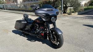 Harley-Davidson 117 Street Glide (2021) - FLHXSE 