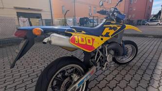 Husqvarna SM 125 S (2002 - 04) usata