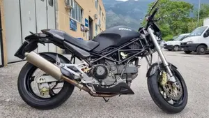 Ducati Monster 900 I.E. (1999 - 02)  (2)