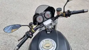 Ducati Monster 900 I.E. (1999 - 02)  (5)