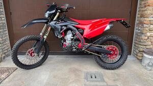 Honda CRF 250R (2014) 