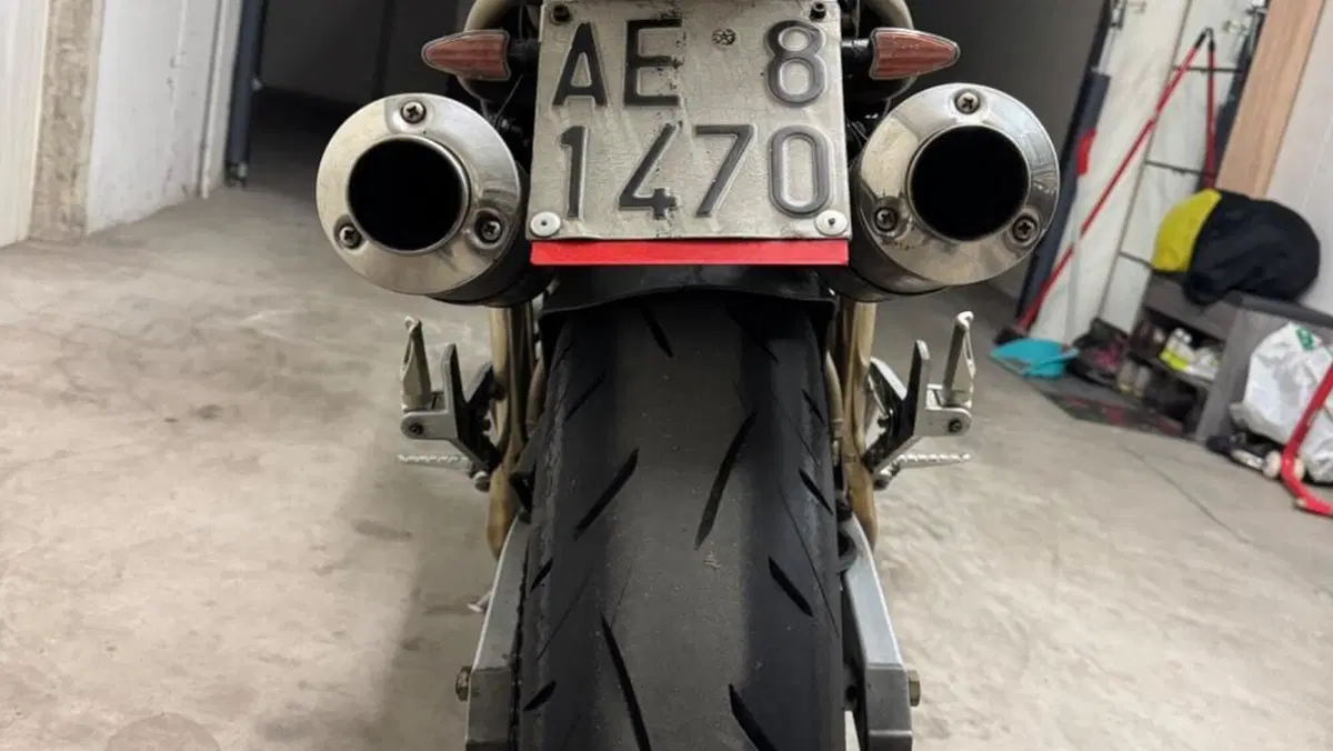 Ducati Monster 600 City Dark (1998 - 02)  (3)