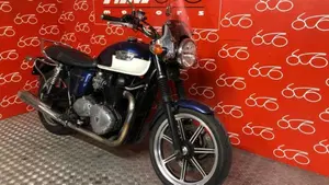 Triumph Bonneville SE (2009 - 13)  (2)