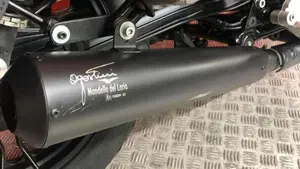 Moto Guzzi V7 III Stone (2017 - 20)  (6)