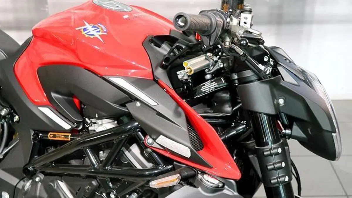 MV Agusta Brutale 1000 RS (2022 - 26)  (4)