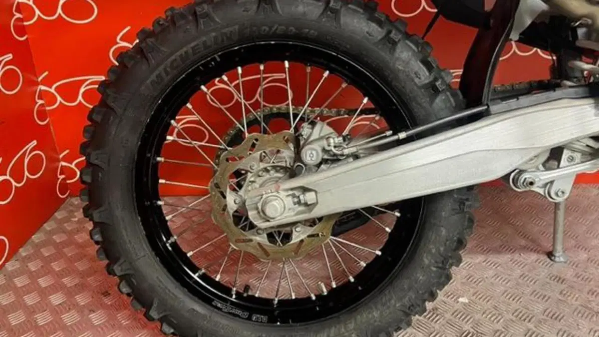Husqvarna FE 250 (2022)  (11)