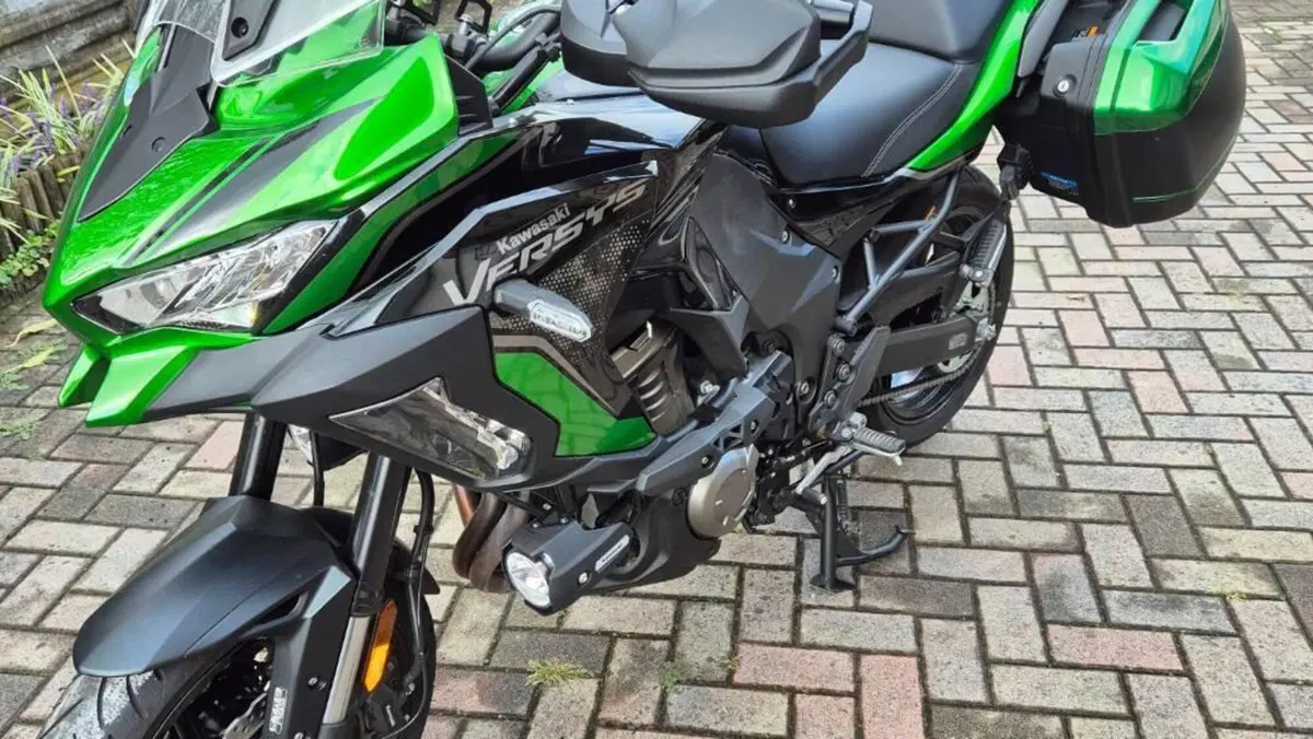 Kawasaki Versys 1000 S Tourer Plus (2022 - 24)  (2)