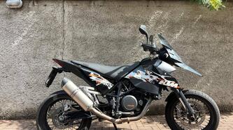 KTM 690 Supermoto usata