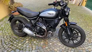 Ducati Scrambler 800 Icon Dark (2020)  (2)