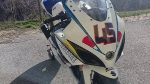 Suzuki GSX-R1000 (2005 - 06)  (7)
