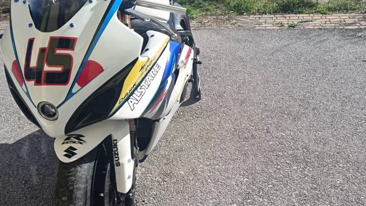 Suzuki GSX-R1000 (2005 - 06)  (12)