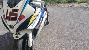 Suzuki GSX-R1000 (2005 - 06)  (12)