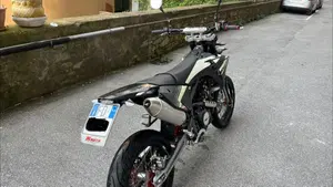 Fantic Motor XMF 125 Motard Performance 4T (2023 - 24)  (4)