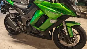 Kawasaki Z 1000 SX (2011 - 13)  (6)