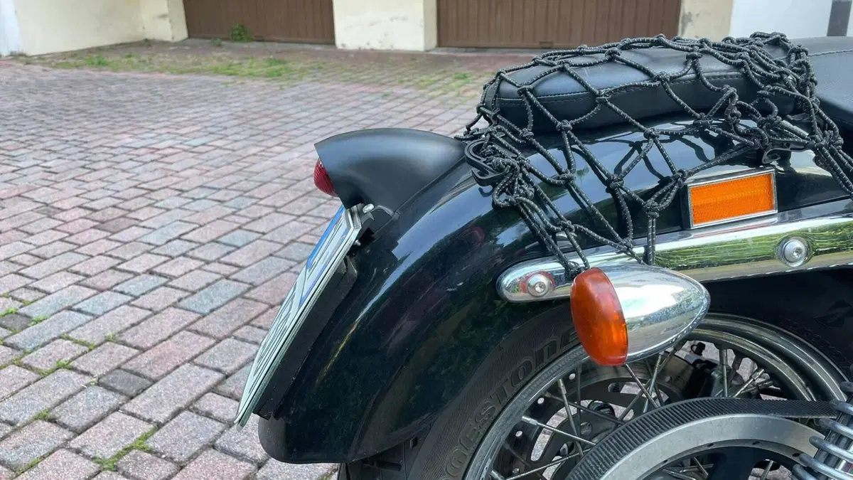 Harley-Davidson 883 Low (2005) - XL 883L  (2)