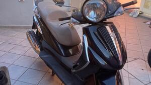 Piaggio Beverly 300 i.e. (2010 - 16) 