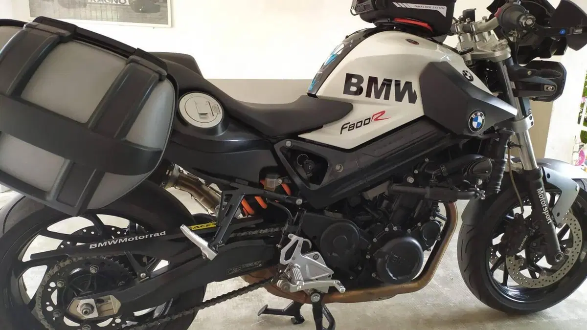 Bmw F 800 R (2009 - 11)  (4)